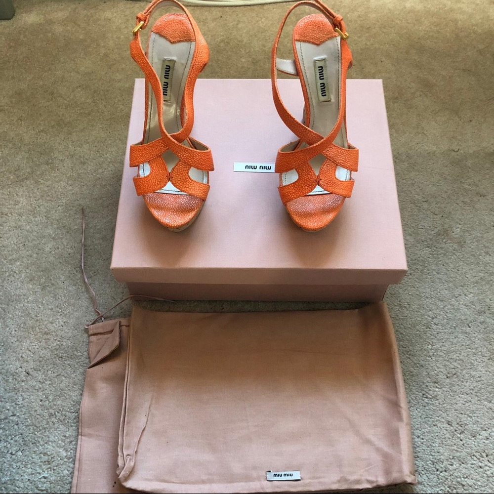 Miu miu platforms